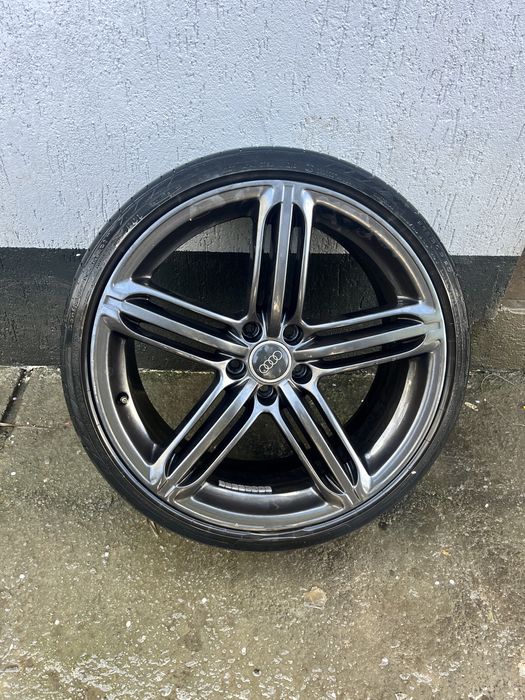 Vând /schimb jante Audi element  265/30  R20