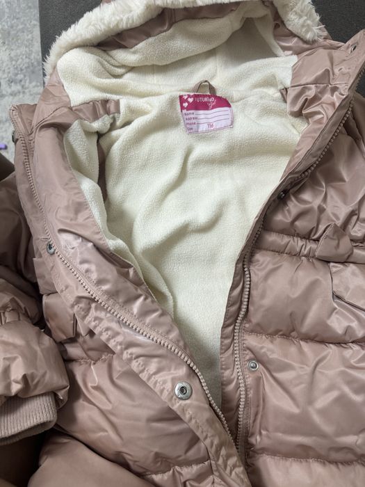 Весенняя куртка на девочку