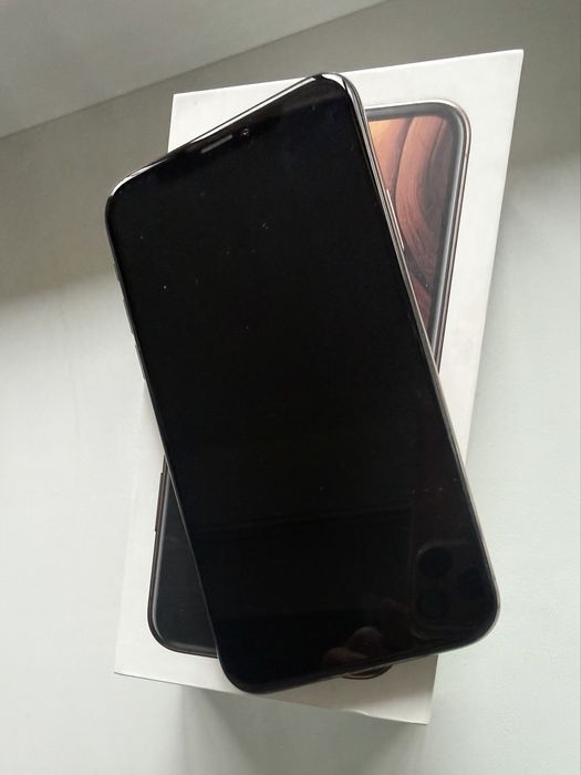 Продам iPhone XS 256 GB (Gold)