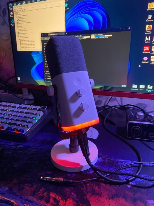 Микрофон + звуковая карта