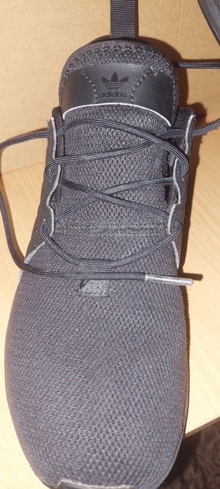 Маратонки Adidas 36н 225мм