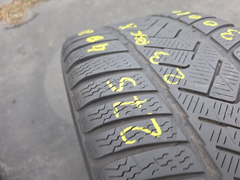 1x 275 40 20 iarna pirelli runflat dot 23