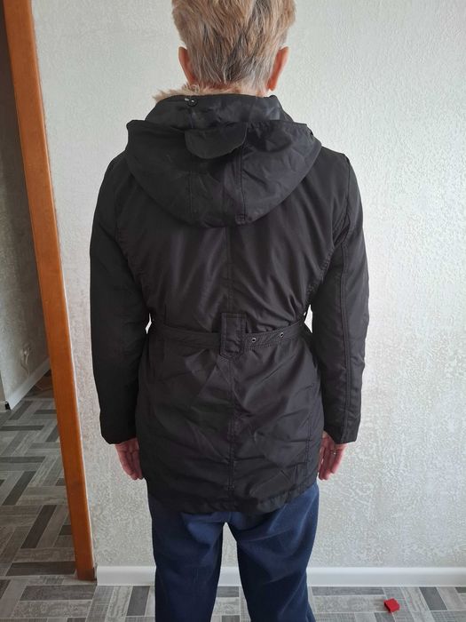 Куртка с капюшоном, 44 размер