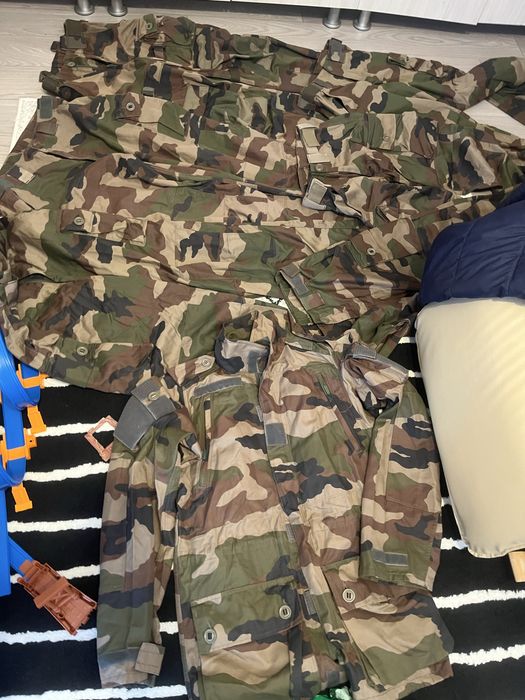 Pantaloni/ geaca  camuflaj , legiunea straina