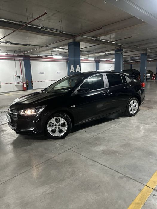 Onix Premier zo’r xolatda bir qo’l avtosalondan