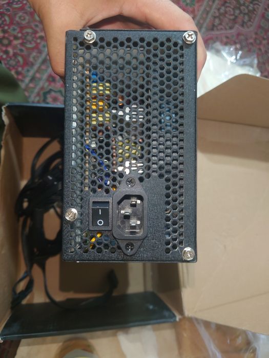 Блок питания ATX для игрового компьютера