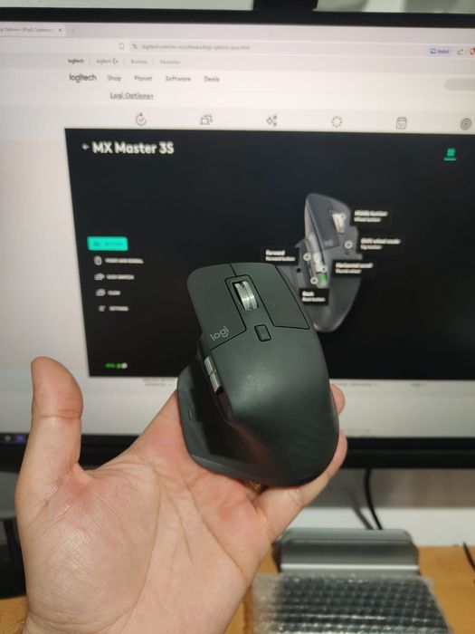 Mouse Logitech Mx Master 3s cu stick