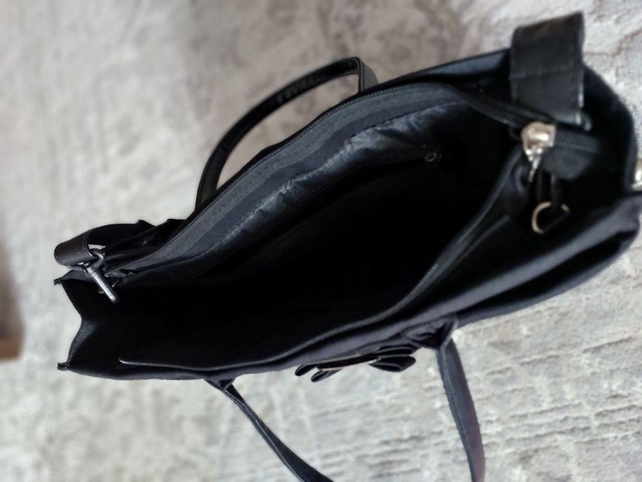 Срочно продам женскую сумку