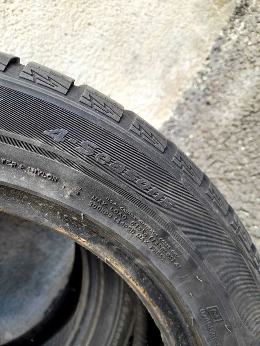 Vand mai multe cauciucuri , vezi anuntul si pozele