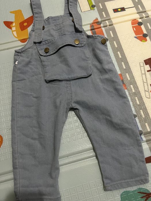 Распродажа детских вещей