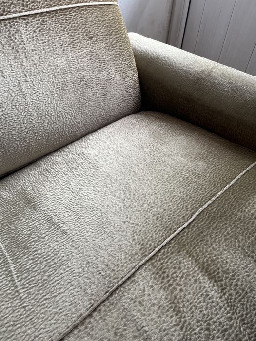 Отдам диван даром