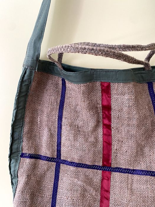 Ръчно изработена платнена чанта през рамо