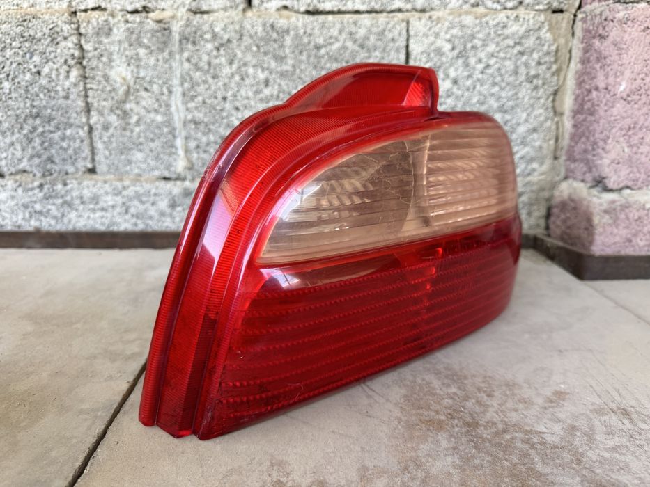 Тайота авенсис задний стоп