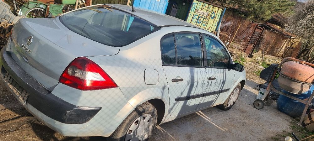 Renault Megan на части
