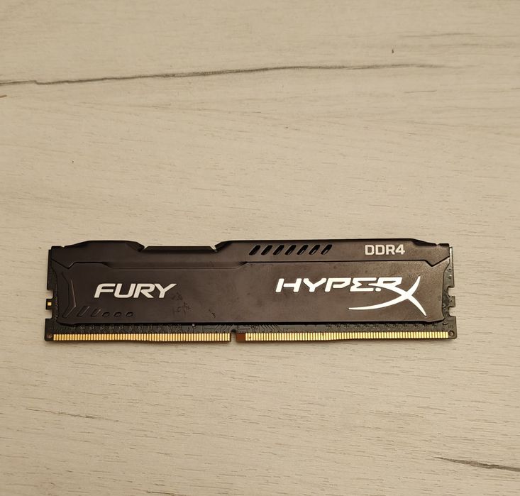 Vand memorie ram ddr4