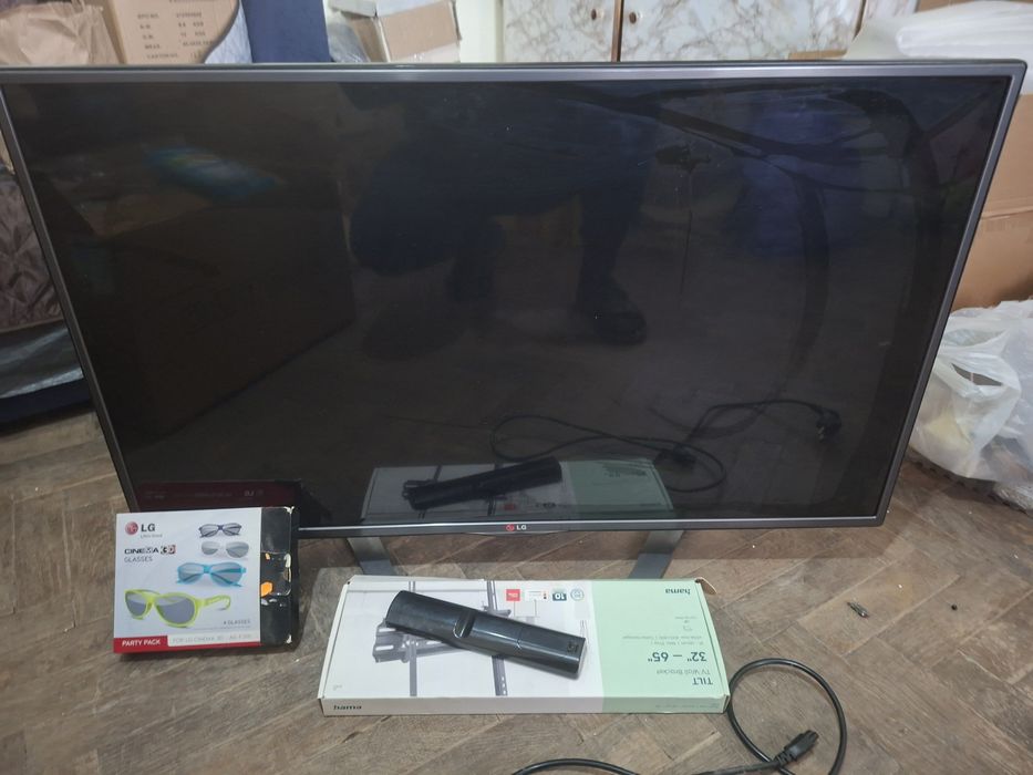 TV Led LG Smart 3D 106 cm 42LA620S