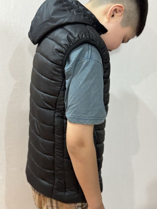 Новая безрукавка подростковая