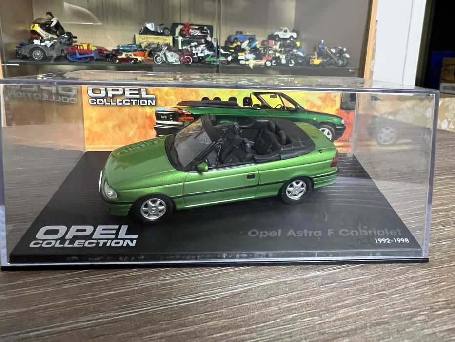 Opel Astra F 1:43