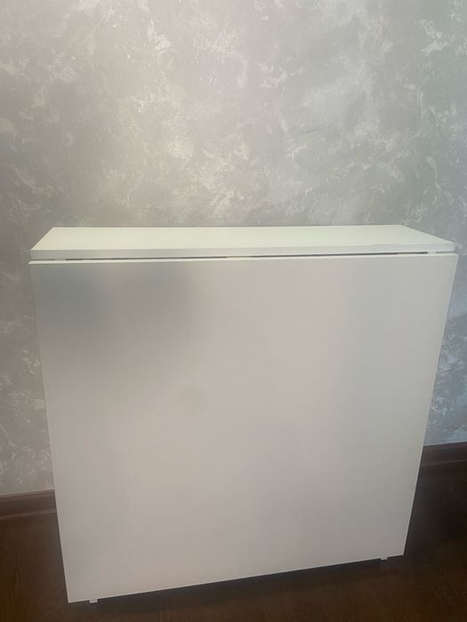 Продам стол книжка