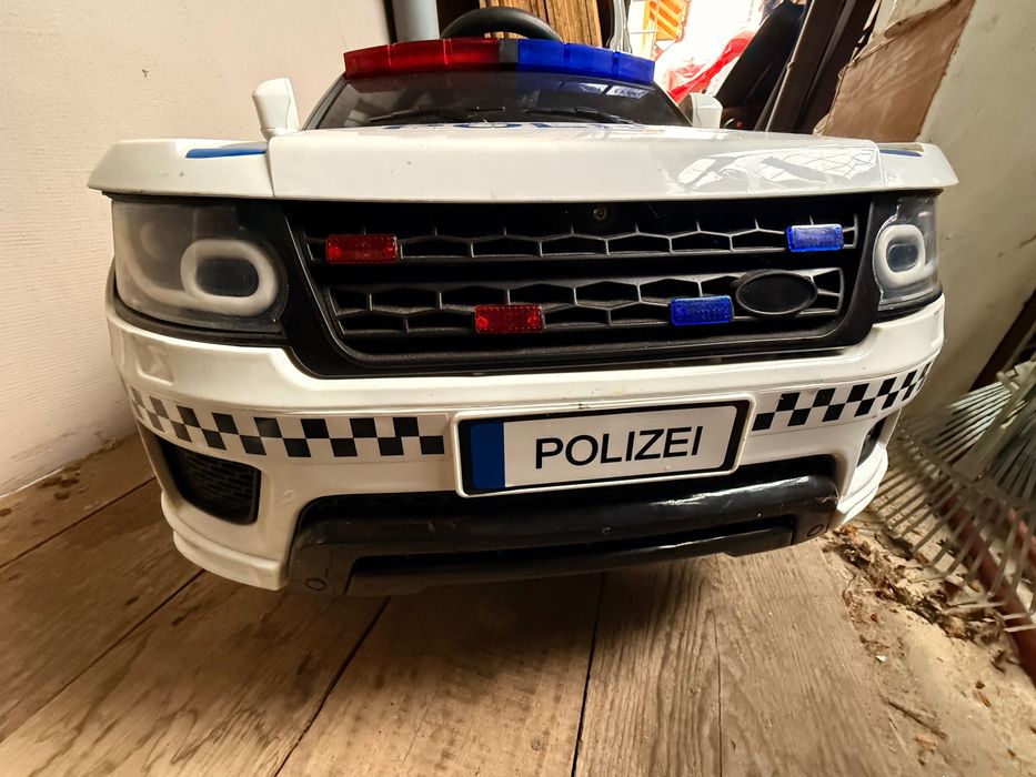 Mașinuța electrică