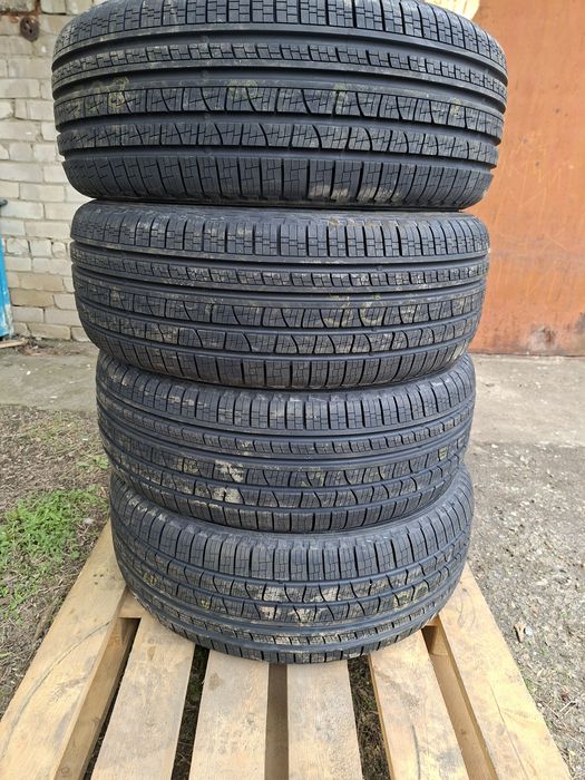 Продам шины. 235/60/18 пирелли