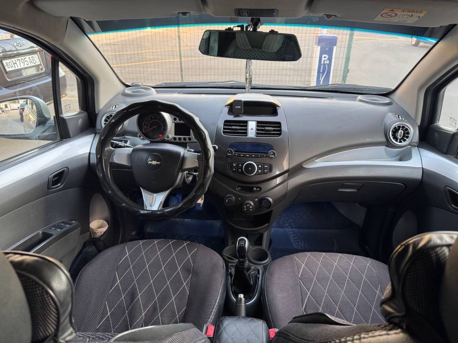 Chevrolet spark 2014