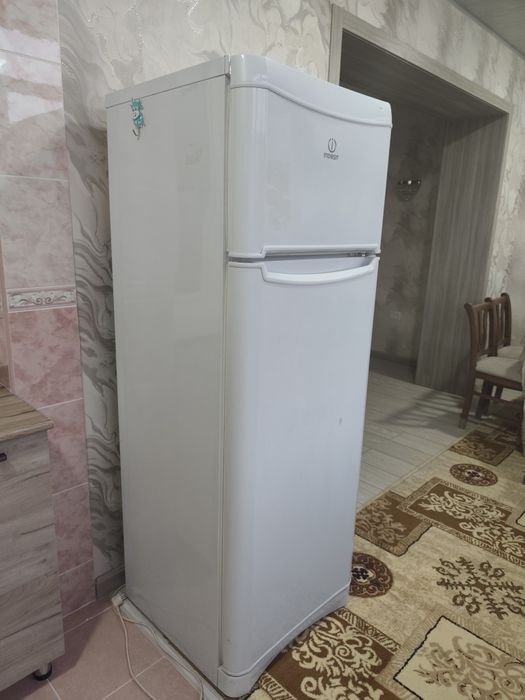 Холодильник Индезит