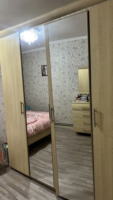 Спальный гарнитур