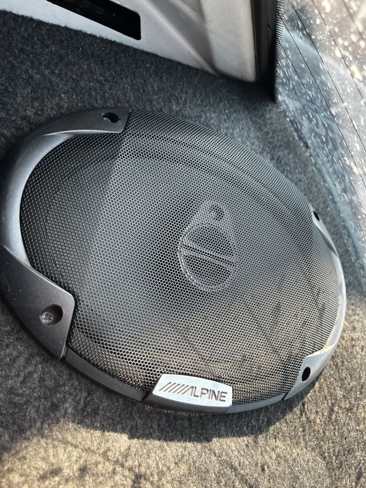 продам саб, магнитолу, диски, колонки