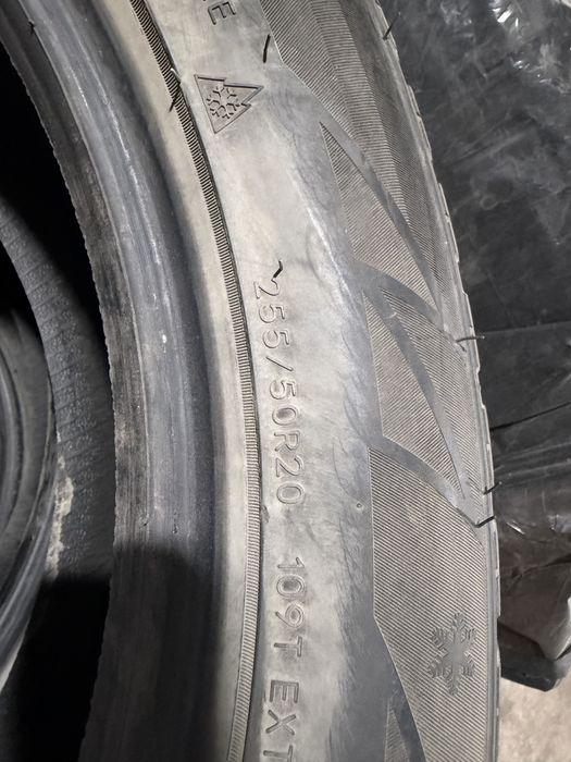 Продам резину 255/50R20