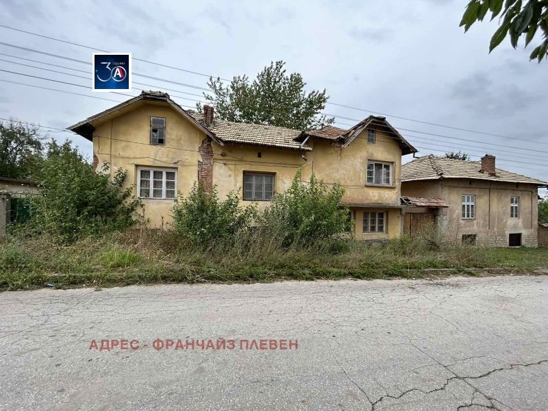 Къща в Плевен, област-с.Садовец площ 91 цена 20000