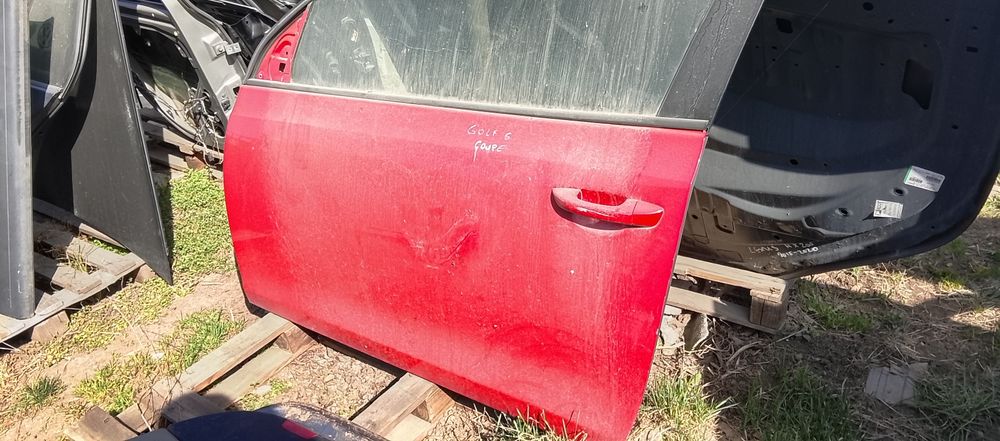 Usa stanga vw golf 6 coupe