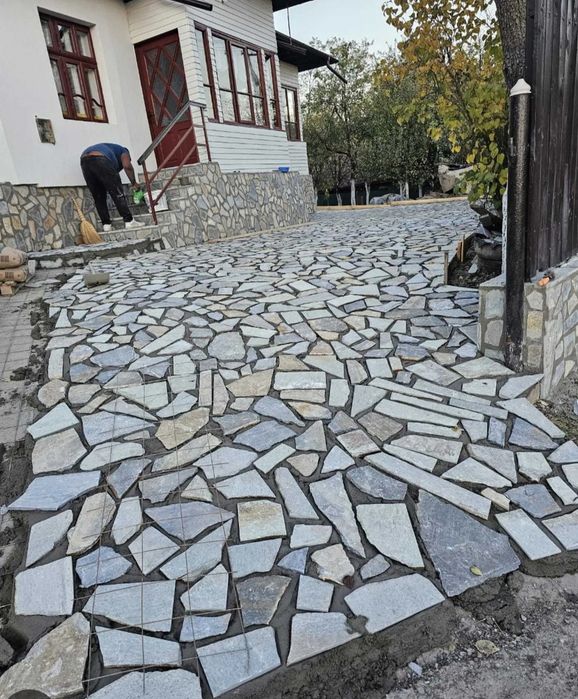 Pavaj din piatra naturala