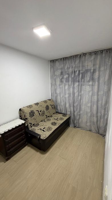Casă de închiriat