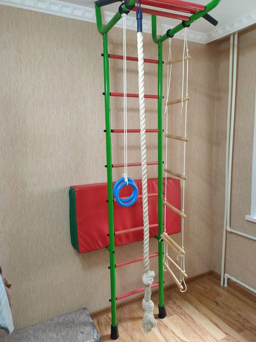 Шведская стенка для детей