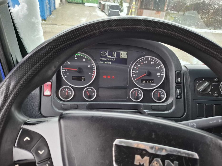 Vând camion MAN cu prelată