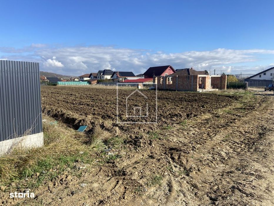 Teren intravilan pentru casa in Cristian cu PUZ