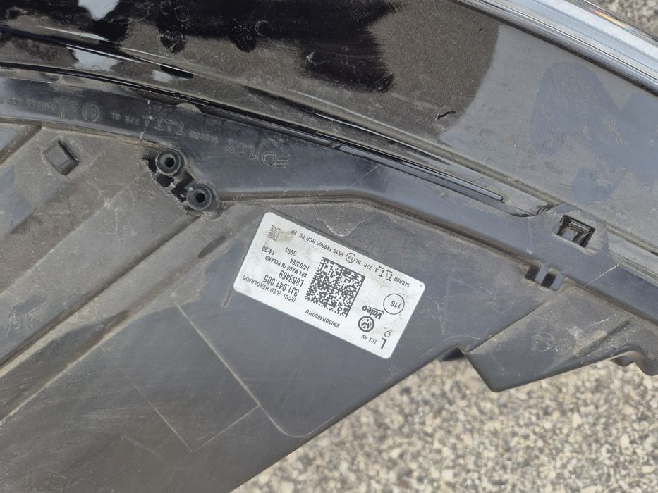 Ляв фар Фолксваген Пасат Б9 VW Passat B9 Led Full фарове