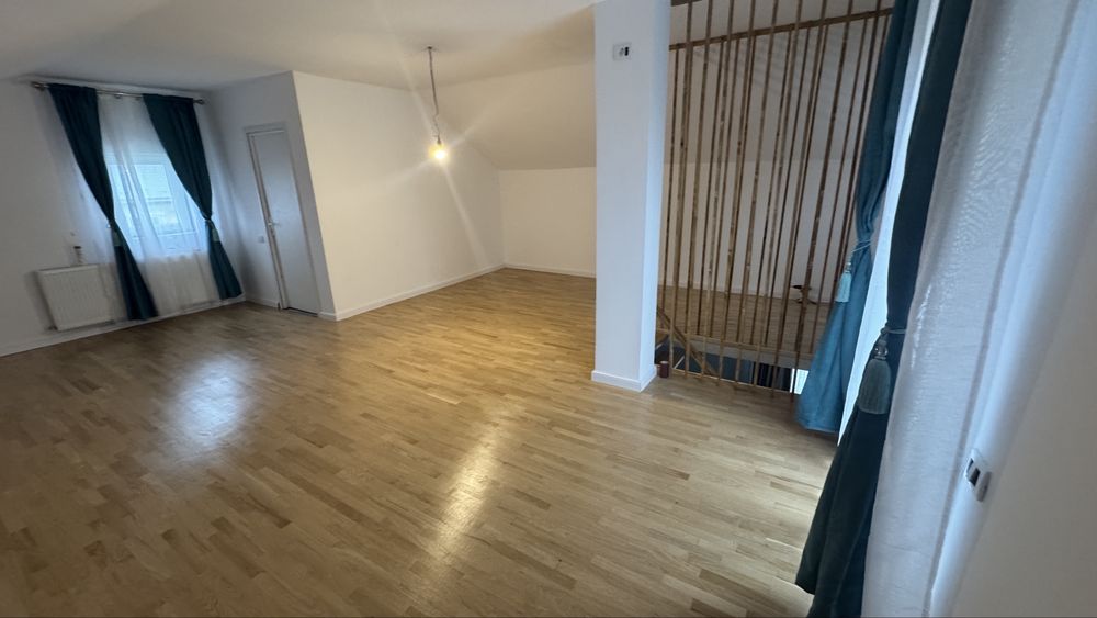 Montam, reconditionam parchet din lemn masiv.