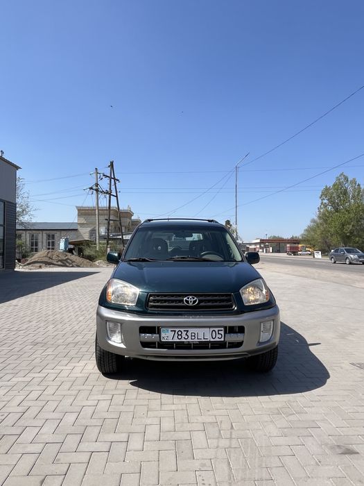 Продам Рав 4 2003г