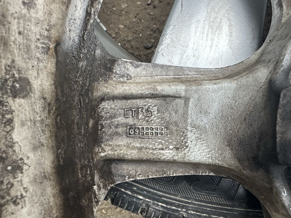 16,5x112 Audi,VW с зимни гуми 195/60/16C Falken tv