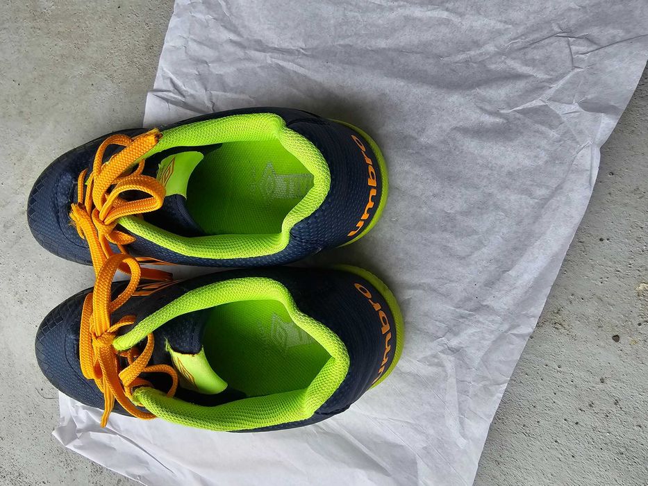 Umbro Маратонки CROSS IC