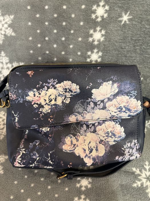 Geanta Parfois cu flori