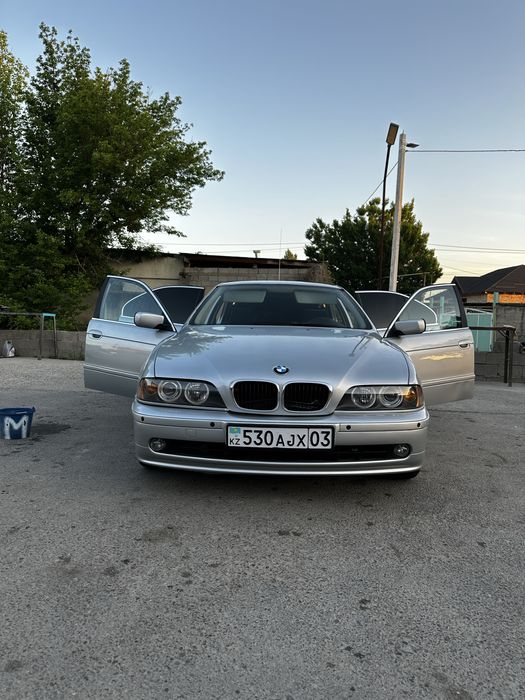 Bmw e39 1996 года