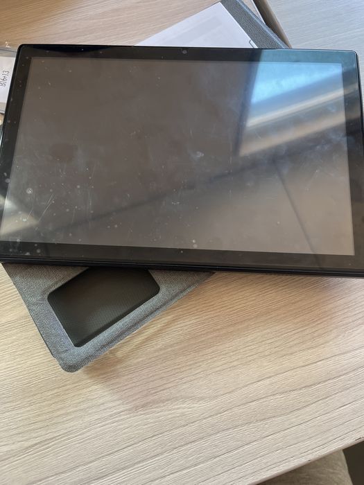 Продам планшет с набором для ноутбука