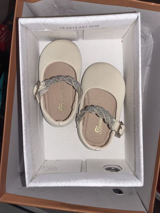 Продам детские обуви