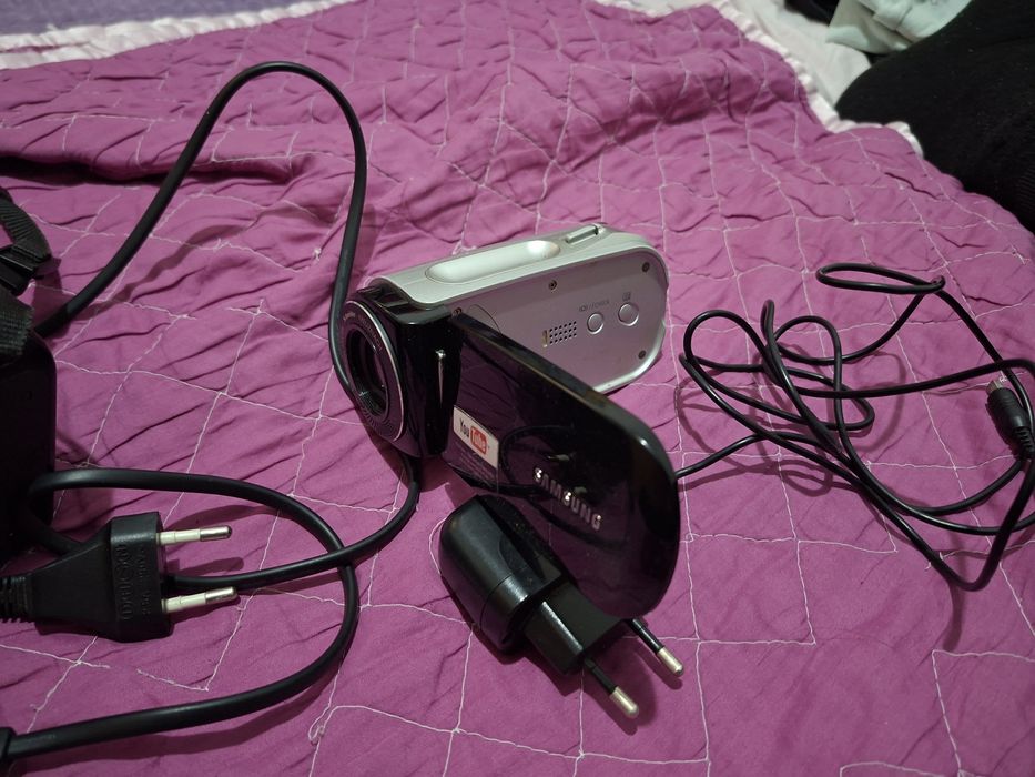 Фото аппарат и видеокамера