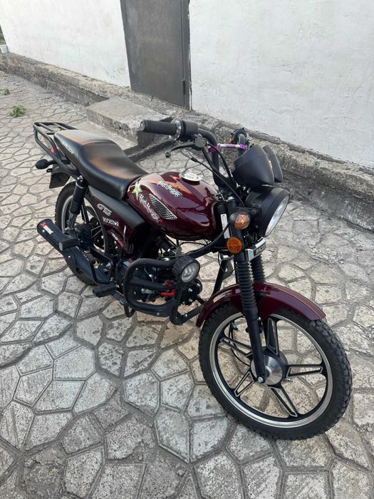 Продам мотоцикл в хорошем состояний.