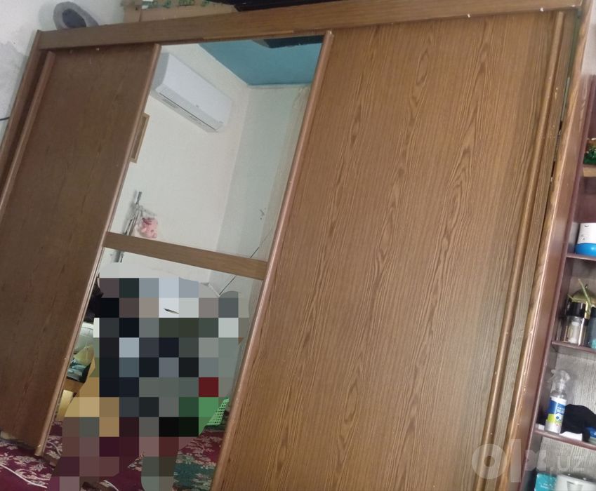 Срочно продам мебель Шкаф