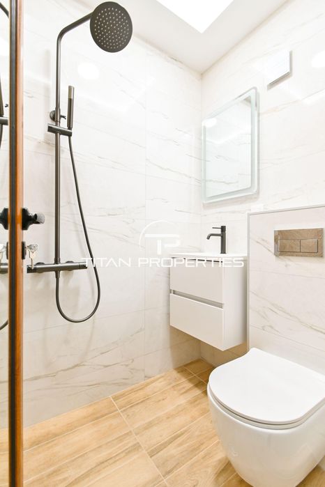 Дава се под наем Тристаен апартамент в София, Център - 110 кв.м за 1296.42 € - Снимка #11